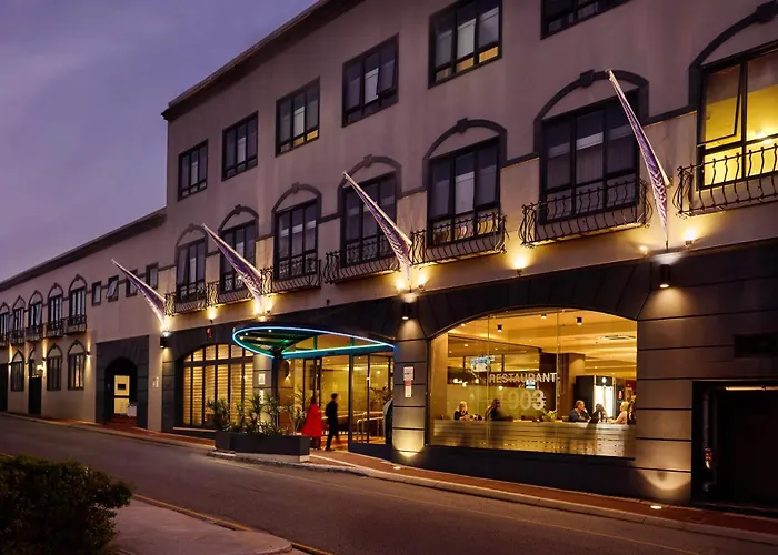 Medina Hotels