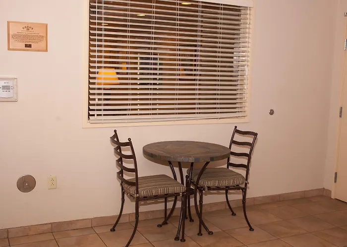 Candlewood Suites - Logan