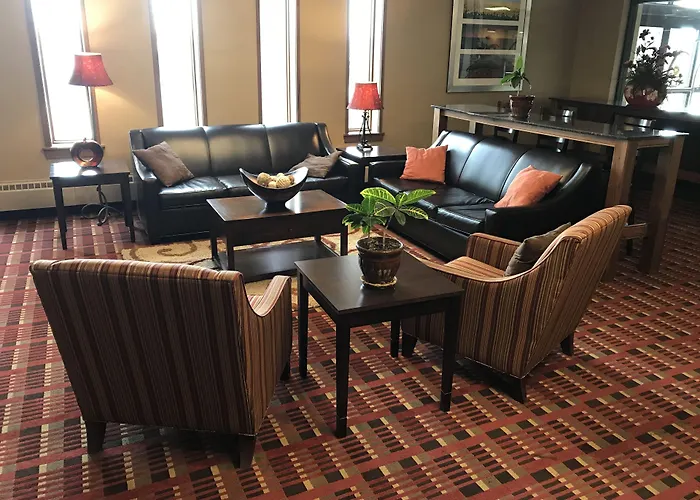 Grand Williston Hotel And Conference Center