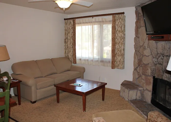Getaways At Snow Lake Lodge Big Bear Lake