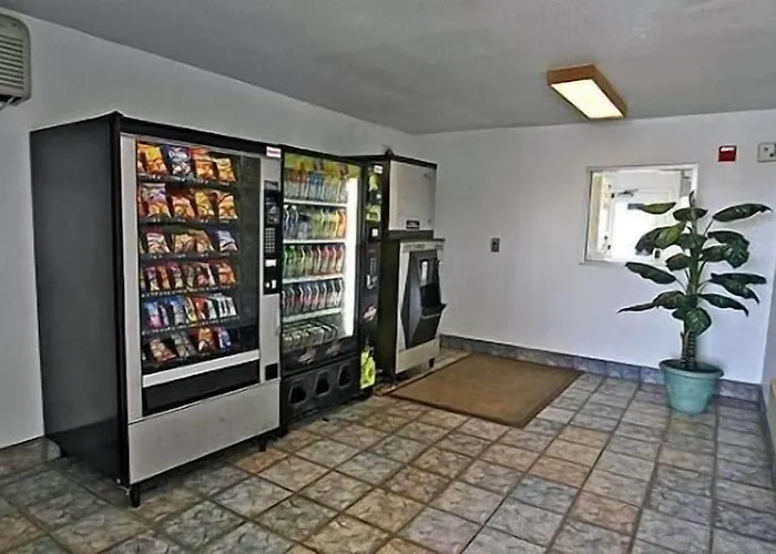 Hilltop Inn & Suites Victorville