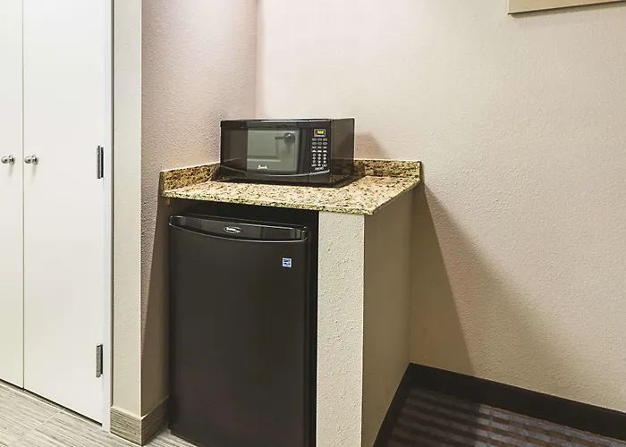 La Quinta Inn & Suites Casino And Bar By Wyndham Glendive