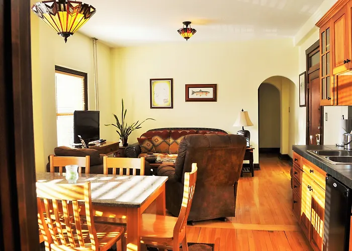 Murray Hotel Livingston
