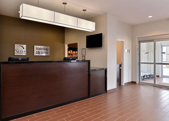 Mainstay Suites Meridian - Bonita Lakes