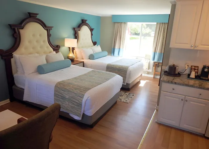 Seacoast Inn Hyannis