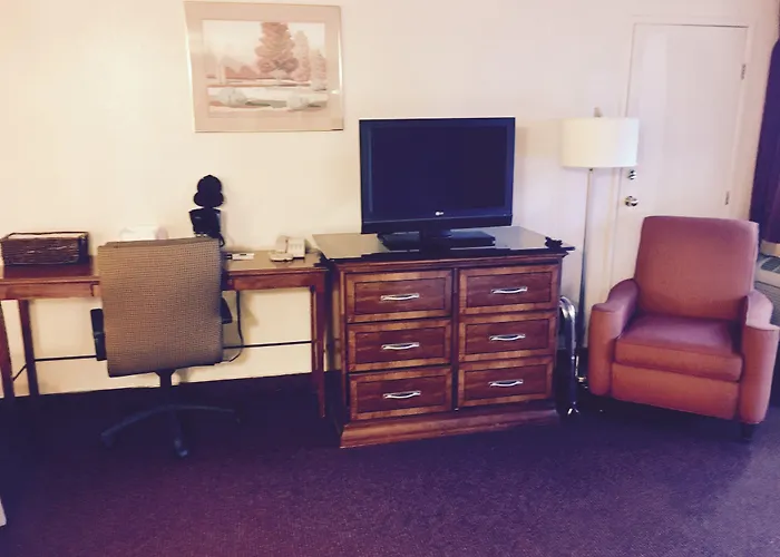 Travelodge By Wyndham Reno