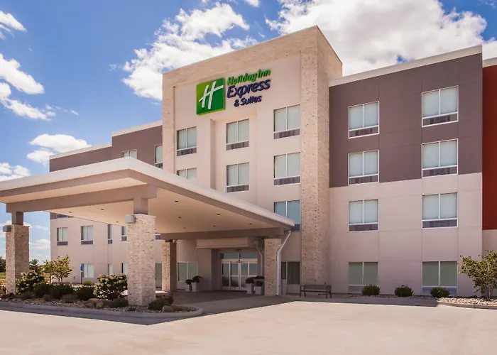Holiday Inn Express & Suites Litchfield By Ihg