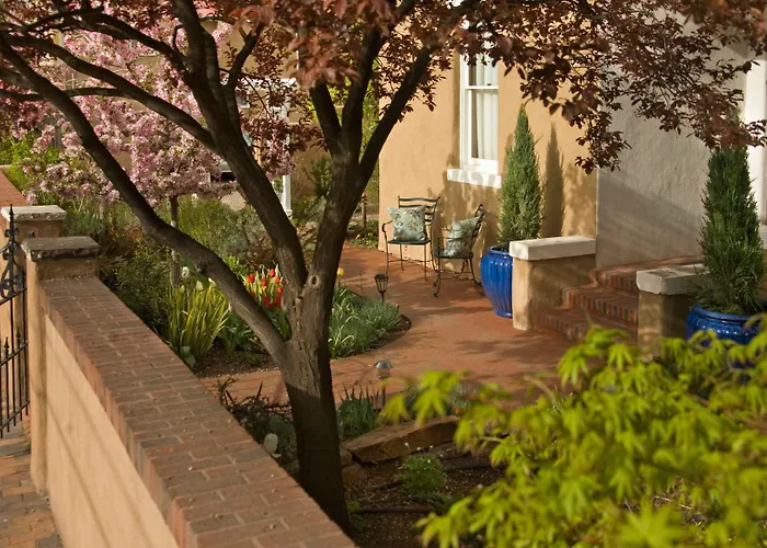 Four Kachinas Bed & Breakfast Inn Santa Fe