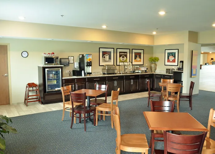 Brookstone Lodge & Suites Algona