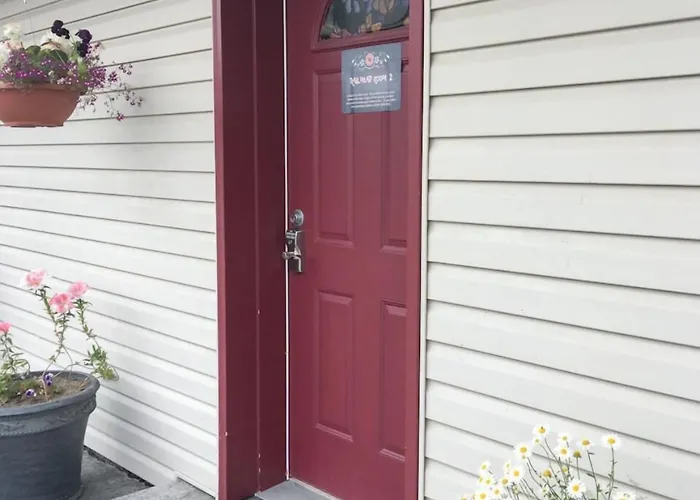Trailhead Lodging Seward