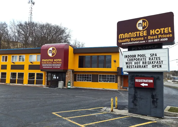 Econo Lodge Manistee