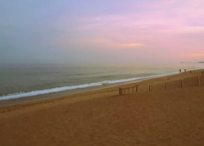 Misquamicut Beach Front Inn Westerly
