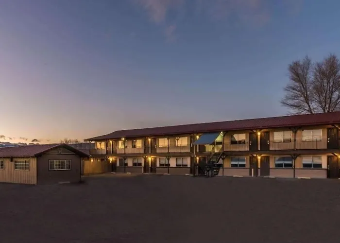 High Desert Inn Salina