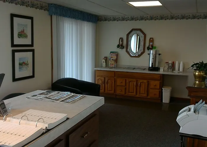 Brentwood Motor Inn Marquette