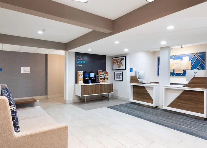 Holiday Inn Express Redding North By Ihg