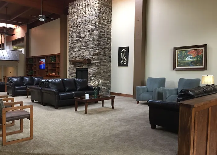 Cascades Mountain Resort, Ascend Hotel Collection Hendersonville
