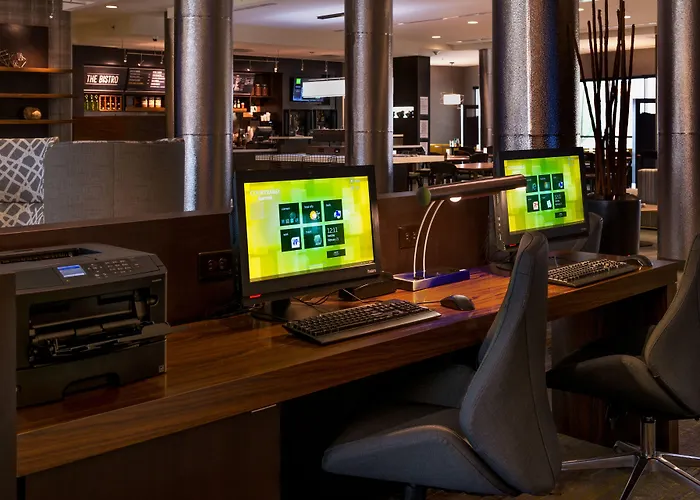 Courtyard By Marriott Somerset