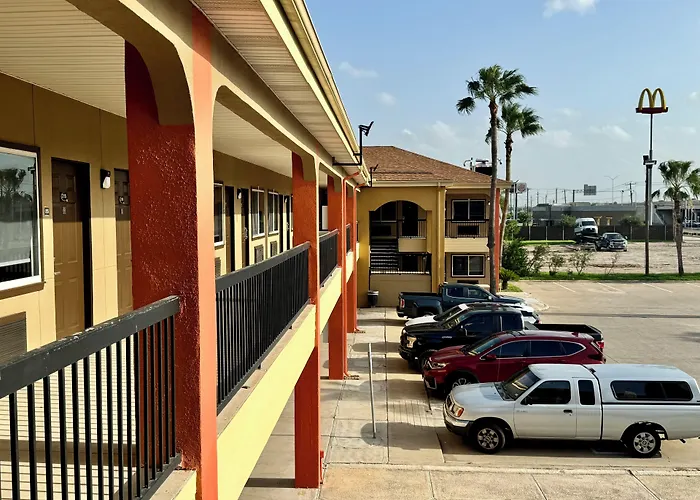 Texas Inn And Suites City Center At University Dr. Edinburg