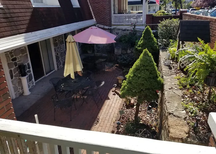 Maria'S Garden And Inn Berkeley Springs