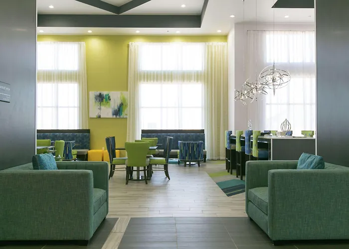 Hampton Inn & Suites Stroud
