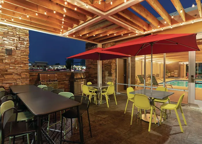 Home2 Suites By Hilton Lancaster Rohrerstown