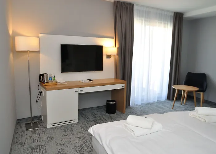 Hel Hotels