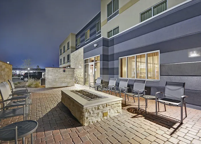 Fairfield Inn & Suites By Marriott Savannah Sw/Richmond Hill