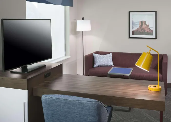 Hampton Inn & Suites Phoenix Downtown