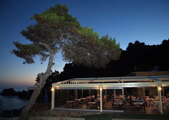 Glyfada (Corfu) Hotels