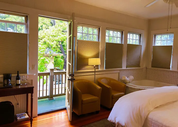 The Inn On First Napa