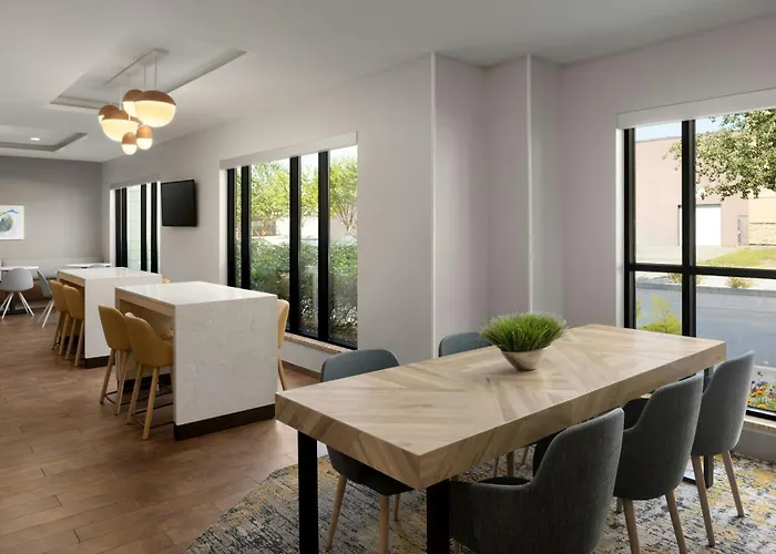 Towneplace Suites By Marriott Anchorage Midtown