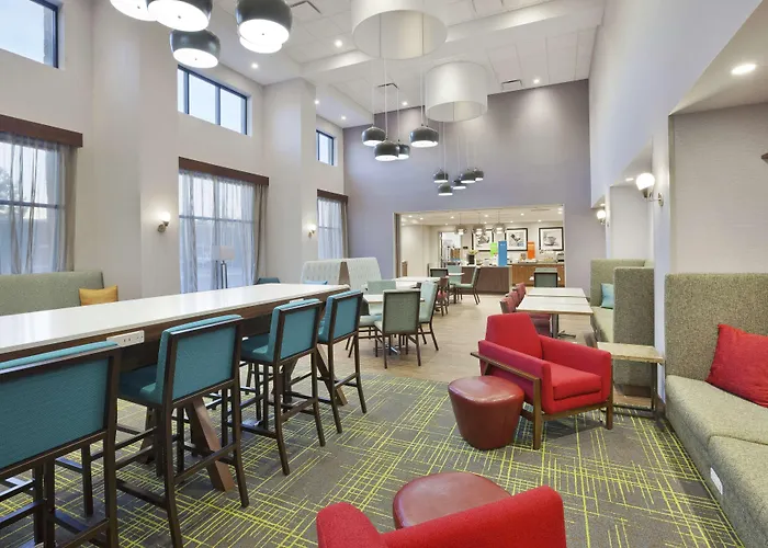 Hampton Inn & Suites Grandville Grand Rapids South