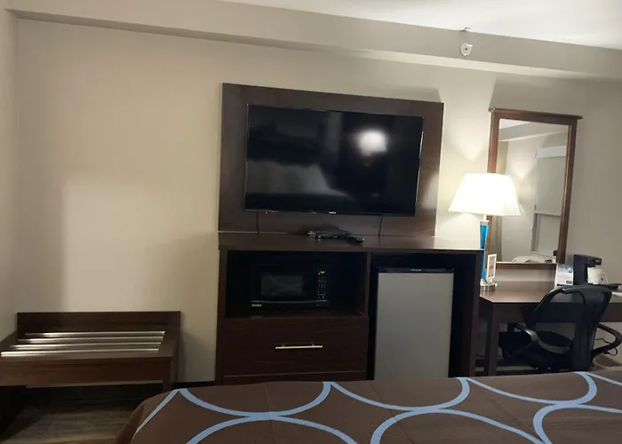Super 8 By Wyndham Cookeville, Tn