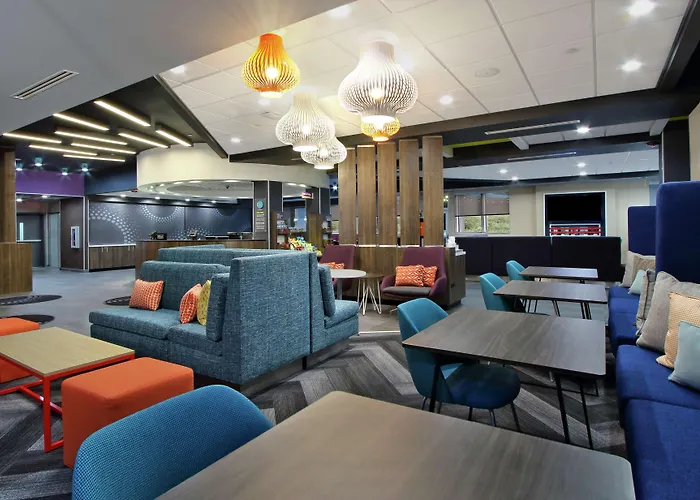 Tru By Hilton Mobile Hotel
