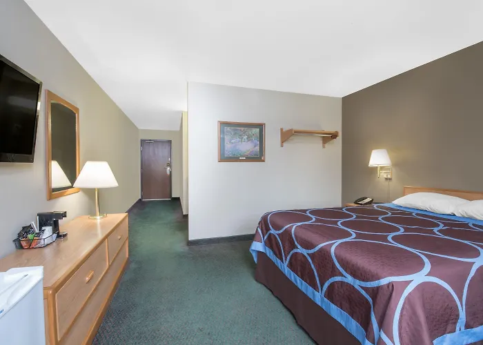 Northwoods Inn And Suites Ely