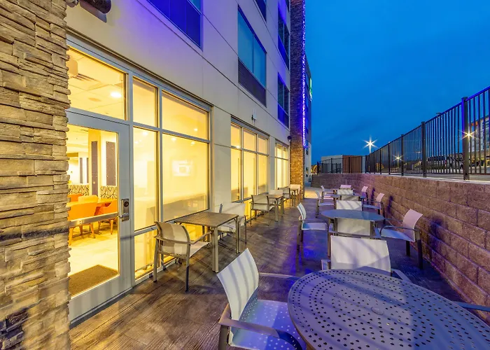 Holiday Inn Express & Suites - Harrisonburg University Area By Ihg