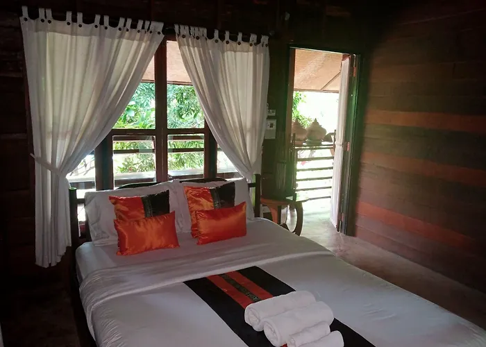 Chiang Khong Hotels