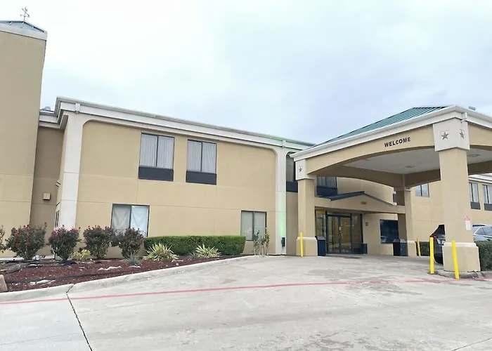 Super 8 By Wyndham Fort Worth Downtown South