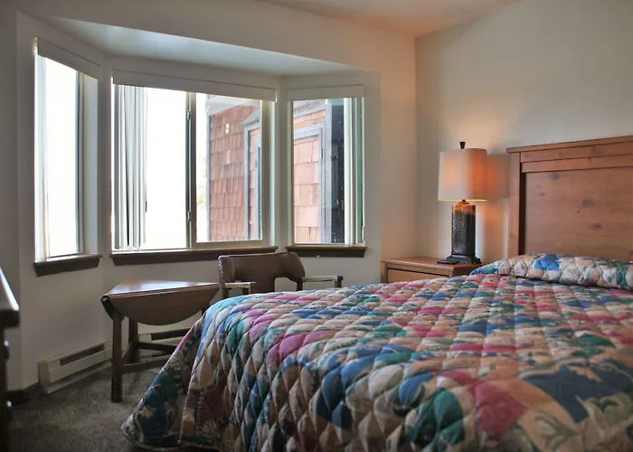Getaways At Timbers At Island Park Village