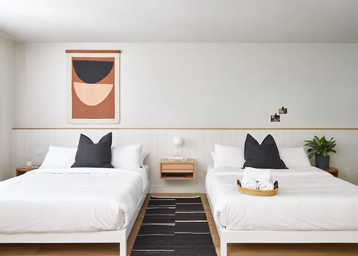Calabogie Hotels