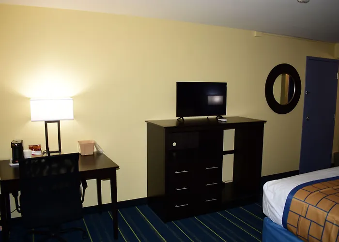 Days Inn By Wyndham Augusta