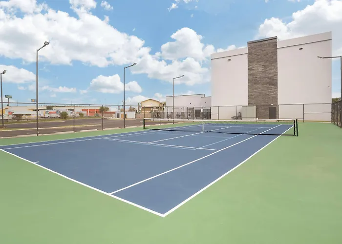 Best Western Plus Mobile Inn And Suites