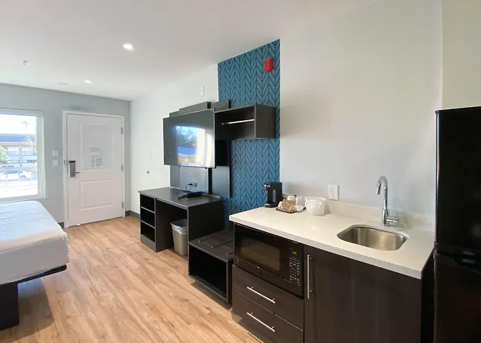 Studio 6 Suites Stockton, Ca Waterfront