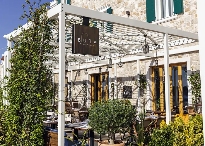 Vinisce Hotels