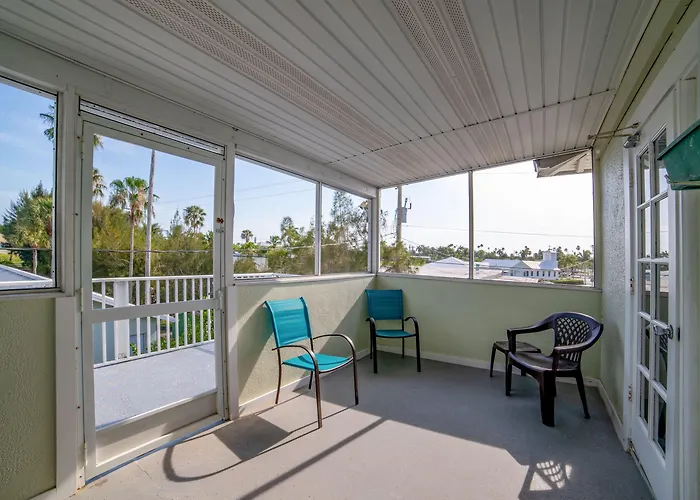 Captain'S Table Hotel By Everglades Adventures