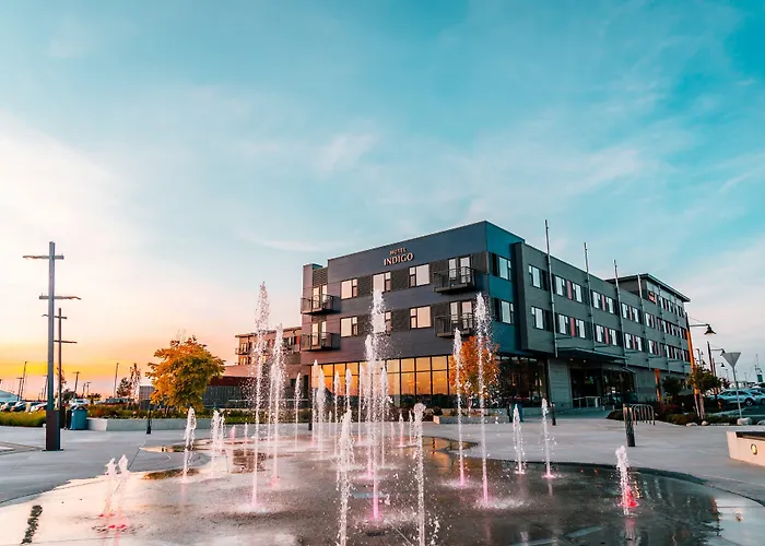 Hotel Indigo Seattle Everett Waterfront Place By Ihg