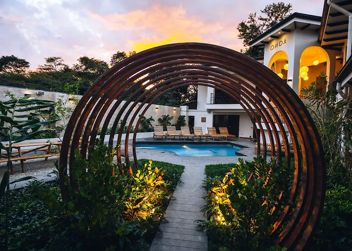 Papagayo Bay Hotels