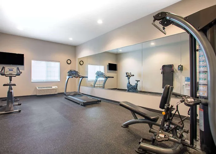 Microtel Inn & Suites By Wyndham Liberty/Ne Kansas City Area