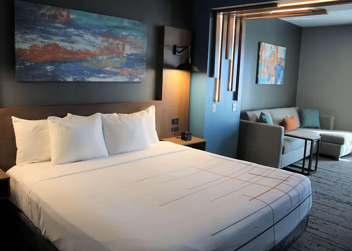 La Quinta Inn & Suites By Wyndham Bardstown
