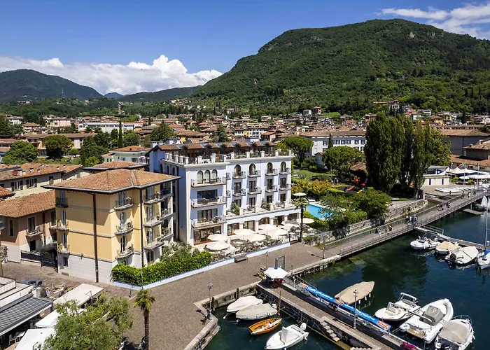 Salo Hotels